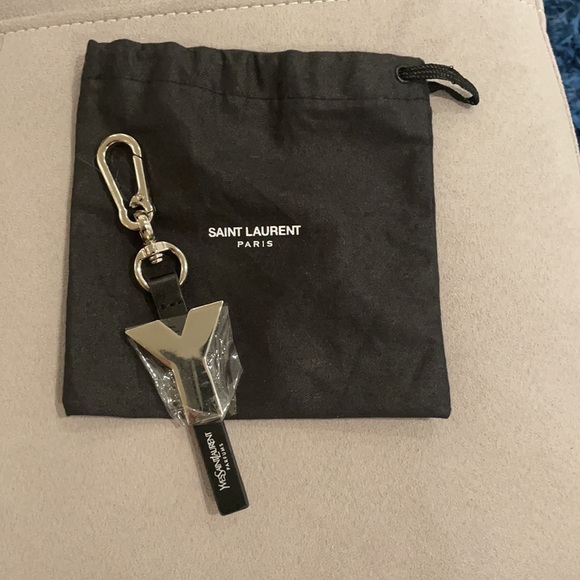 NWOT YSL Parfums Keychain/charm - Picture 2 of 5